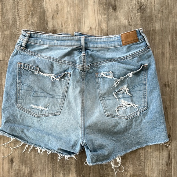 AE HIGHEST RISE 90’S BOYFRIEND SHORT AMERICAN EAGLE - Picture 7 of 7
